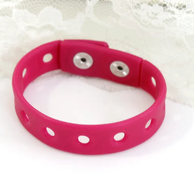 1PCS Random Color Silicone Bracelet Wristbands 19.5CM With Shoe Croc Buckle PVC Shoe Accessories Shoes charms Kid birthday Gifts