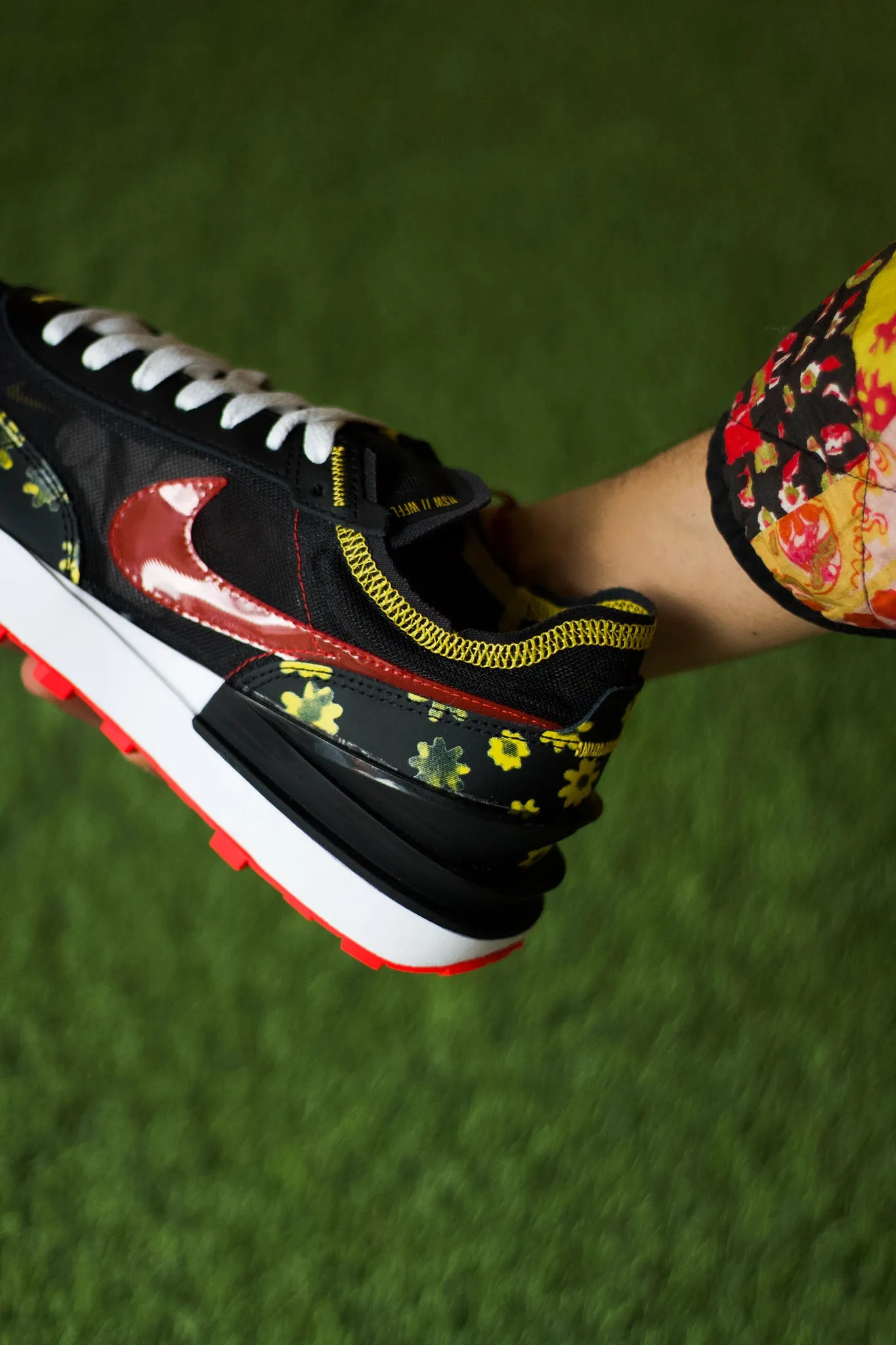 NIKE WAFFLE ONE "SUNFLOWER"