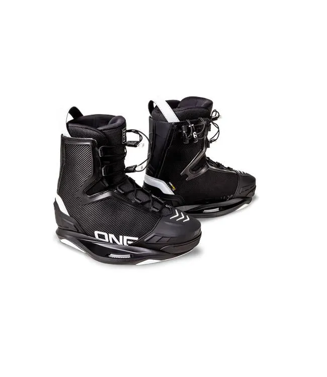 Ronix One Blackout Wakeboard Package with One Boots (2024)